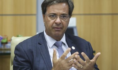 Ministro do Turismo testa positivo para a covid-19