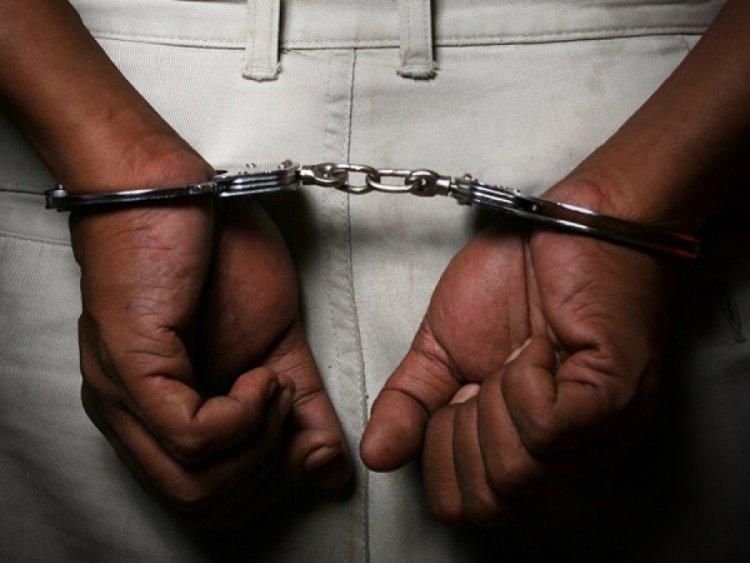 Homem de 40 anos é preso por roubo de motocicleta em Ubá