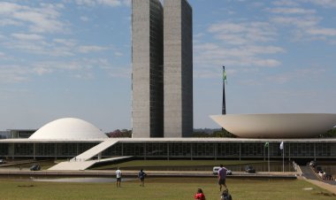 Congresso volta na quarta-feira com pautas importantes