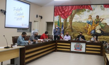 Prefeito de Ubá abre os trabalhos do Legislativo destacando novas obras e projetos