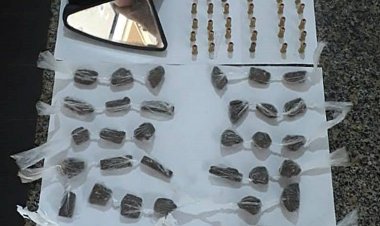 PM apreende drogas, munições, moto clonada e prende suspeitos em Leopoldina