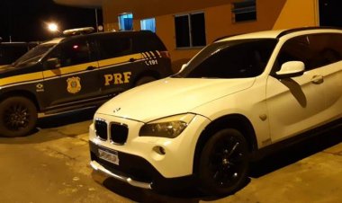 Motorista é preso com BMW clonada durante fiscalização da PRF em Leopoldina