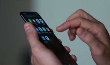 TSE formaliza acordo com 8 redes sociais para combater desinformação