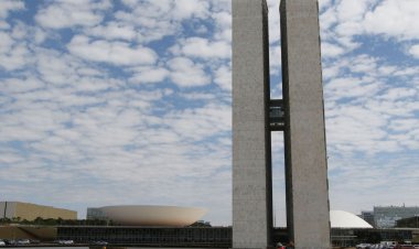 Congresso promulga PEC que isenta de IPTU igrejas em imóveis alugados