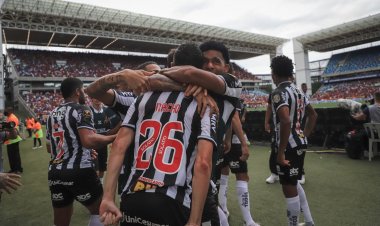 Atlético-MG supera Flamengo nos pênaltis e fatura Supercopa do Brasil