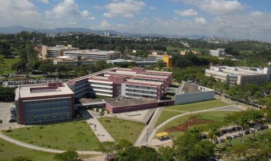 UFMG anuncia retorno das aulas presenciais para 26 de março