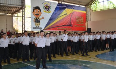 Alunos do Colégio Tiradentes da Polícia Militar de Ubá são aprovados no Vestibular