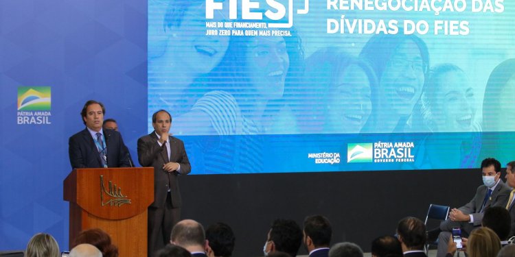 Prazo para renegociação do Fies será de 7 de março a 31 de agosto