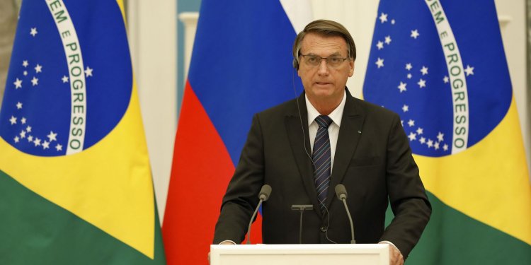 Presidente anuncia que sobrevoará Petrópolis na sexta-feira