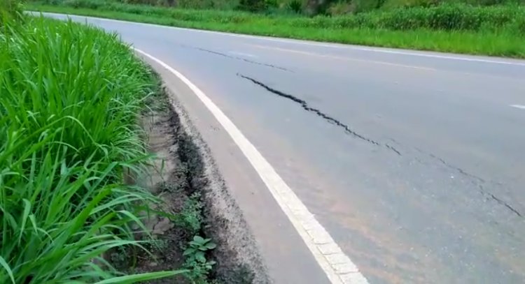 Princípio de afundamento de pista na Serra da Vileta em Leopoldina preocupa motoristas
