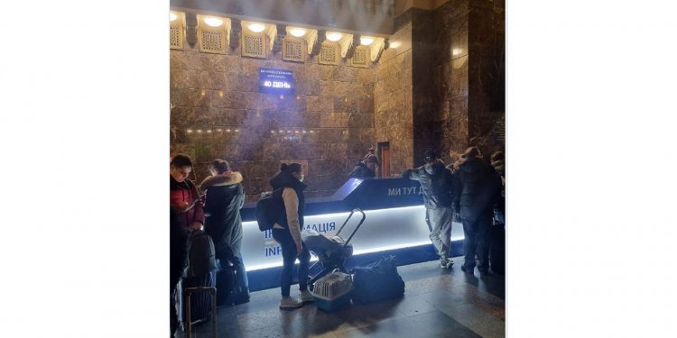 Brasileiros que saíram de Kiev chegam à Romênia