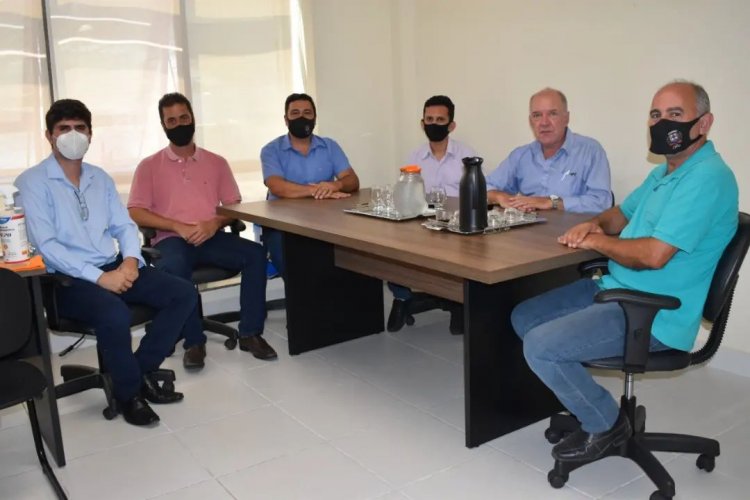 30ª Subseção de Ubá da OAB/MG e Legislativo Ubaense firmam parceria