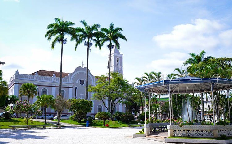 Uso de máscara já não é mais obrigatório em locais abertos em Rio Pomba