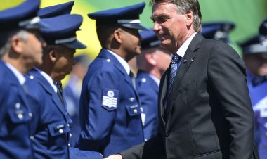 Presidente participa de solenidade de graduação de sargentos da FAB