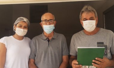 Prefeitura de Rio Pomba  entrega mais um Certificado de Regularização do Serviço de Inspeção Municipal