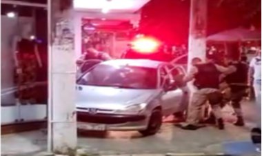 Visconde do Rio Branco: homem tenta fugir da polícia e quase atropela pessoas em calçada