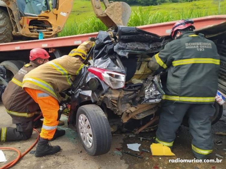 Engavetamento deixa dois feridos em estado grave na BR-116 em Bom Jesus da Cachoeira