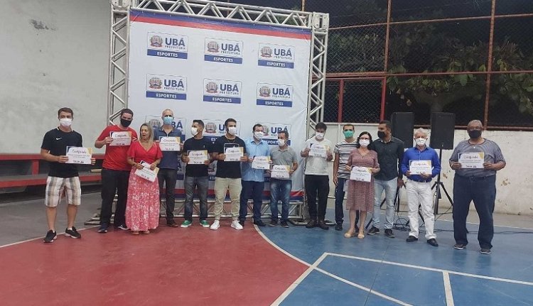 Prefeitura realiza premiação dos Jogos Escolares Ubaenses 2022