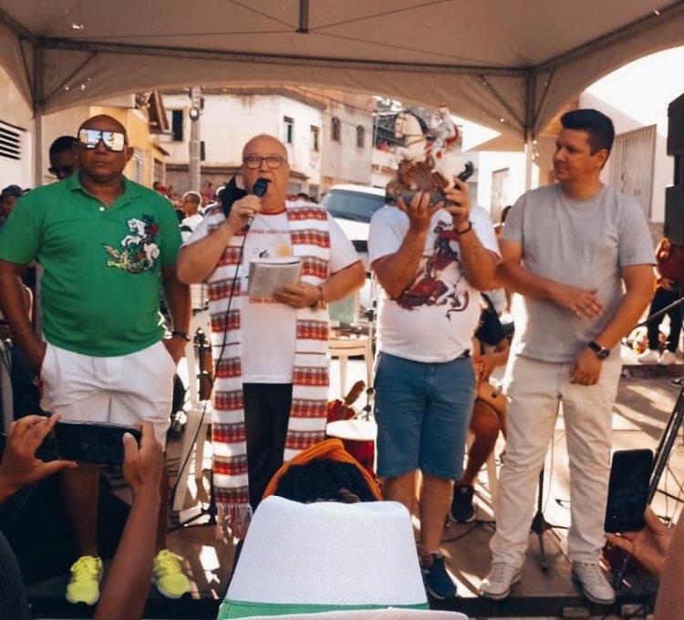 Feijoada de São Jorge serve 2 mil refeições no São Domingos