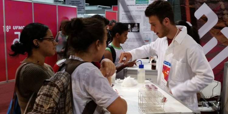 Projeto da Coppe celebra Dia Mundial das Meninas nas Tecnologias