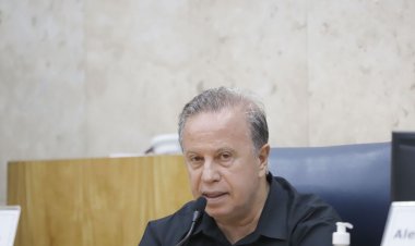 Câmara de SP aprova admissibilidade de cassação de vereador