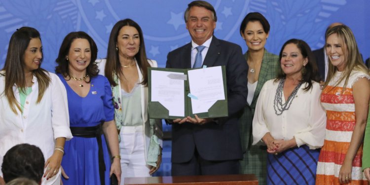 Governo vai liberar parcelas do FGTS para pagamento de creche