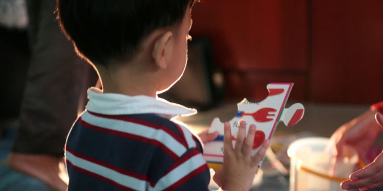 Guia leva conhecimento à população sobre tratamento de doenças raras