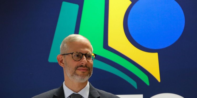 Brasil poderá ter “maior banco de dados sobre ensino”, diz ministro