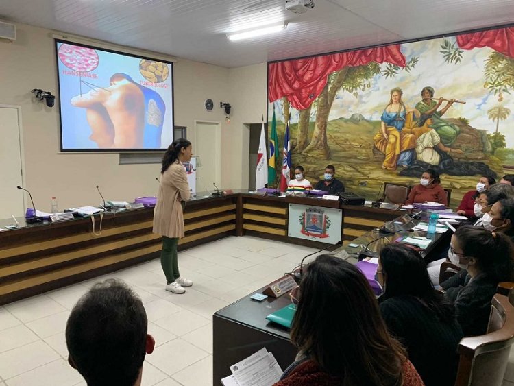 Atenção Primária realiza treinamento com novos profissionais de enfermagem