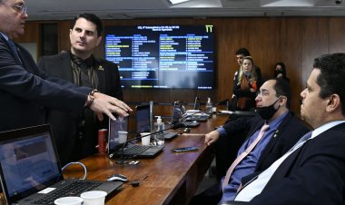 Votação da reforma tributária na CCJ do Senado é adiada