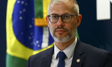 MEC oficializa adesão a exame internacional que avalia conhecimentos