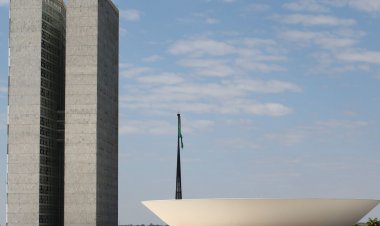 CCJ da Câmara aprova piso salarial para enfermagem