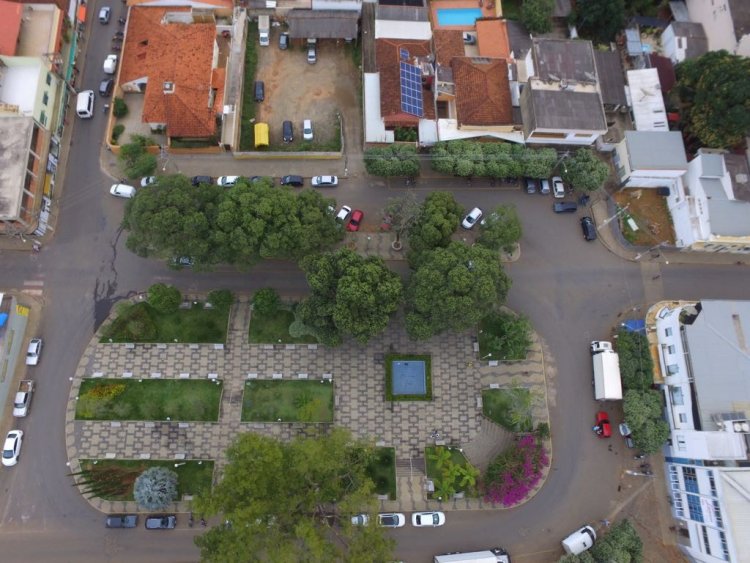 Homens armados invadem casa em Astolfo Dutra e roubam veículo e outros objetos