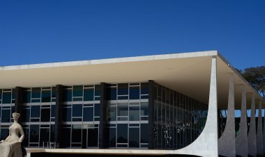 Lei que muda cálculo de gasto com publicidade institucional é suspensa