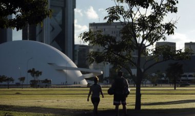 Alunos do Espírito Santo participam de programa turístico em Brasília