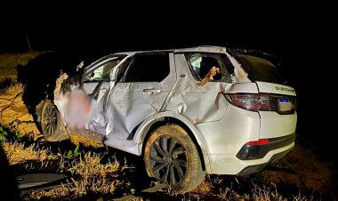 Dois jovens morrem devido a um capotamento na rodovia que liga Ubá a Rodeiro