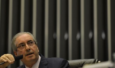 Justiça suspende efeitos da cassação de Eduardo Cunha