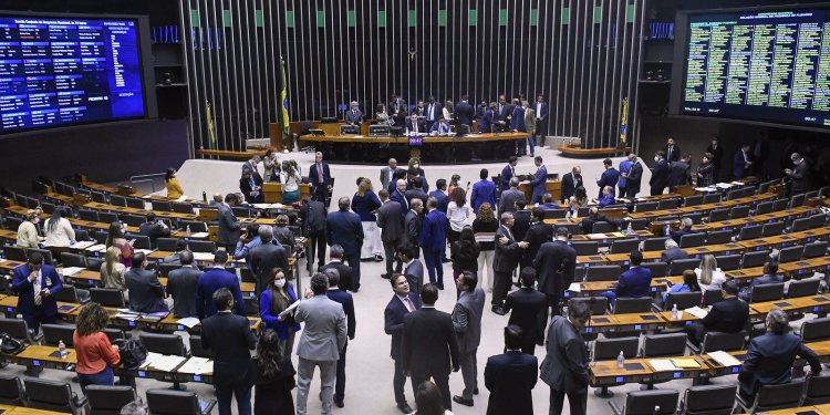 Congresso derruba veto às leis Aldir Blanc e Paulo Gustavo