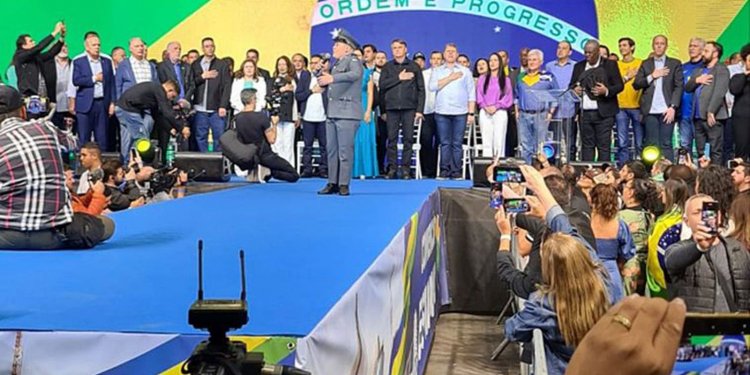 Partido Republicanos oficializa apoio à candidatura de Jair Bolsonaro