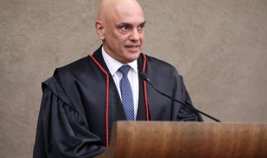 Moraes tira sigilo de decisão que determinou buscas contra empresários