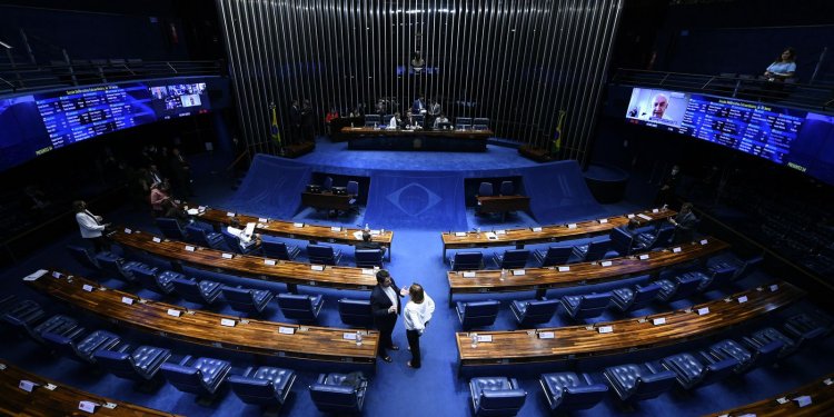 Senado aprova MP que regulamenta o teletrabalho