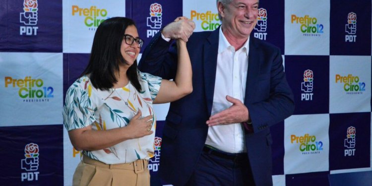 PDT escolhe Ana Paula Matos para ser vice em chapa de Ciro Gomes