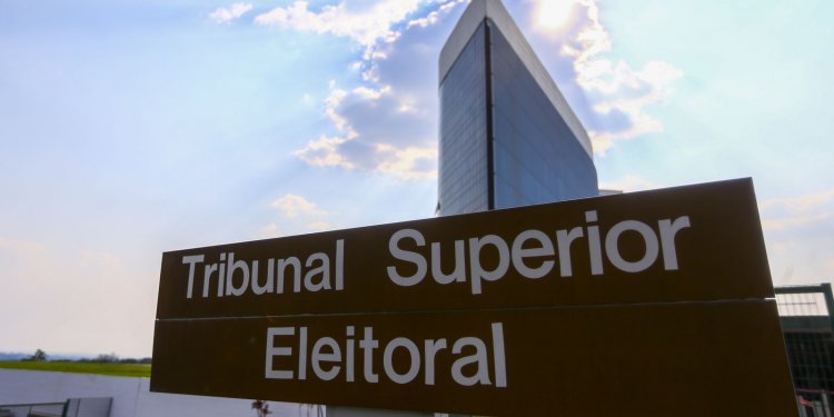 Prazo para realização de convenções partidárias acaba hoje