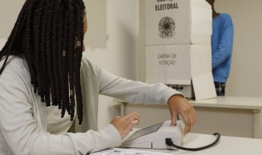 Relatório da OEA diz que 1º turno ocorreu com ordem e normalidade