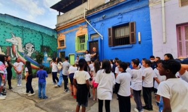 Professores envolvem jovens da periferia com projetos inspiradores