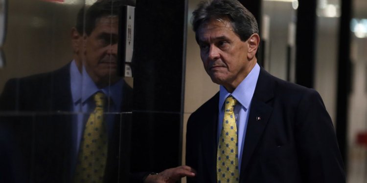 Ex-deputado Roberto Jefferson está preso em Benfica