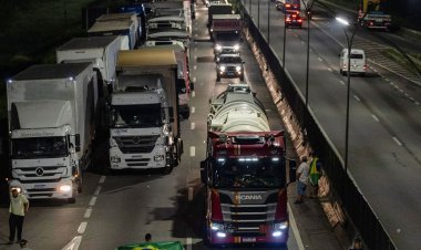 Todas rodovias federais do país estão livres de bloqueios, diz PRF