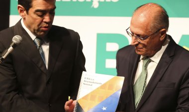 Equipe de transição recebe relatórios do TCU