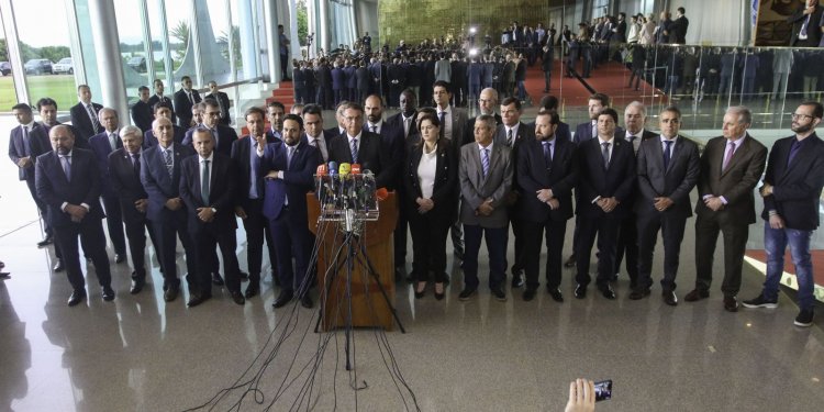 Presidente critica manifestações que prejudicam população 