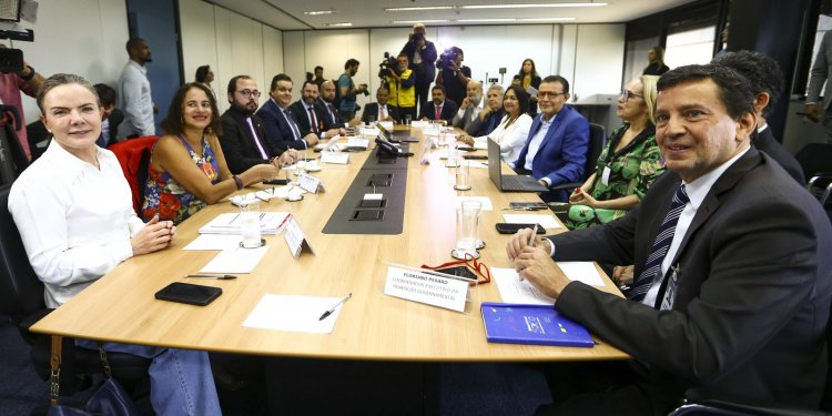 PEC da Transição será adiada para a próxima semana